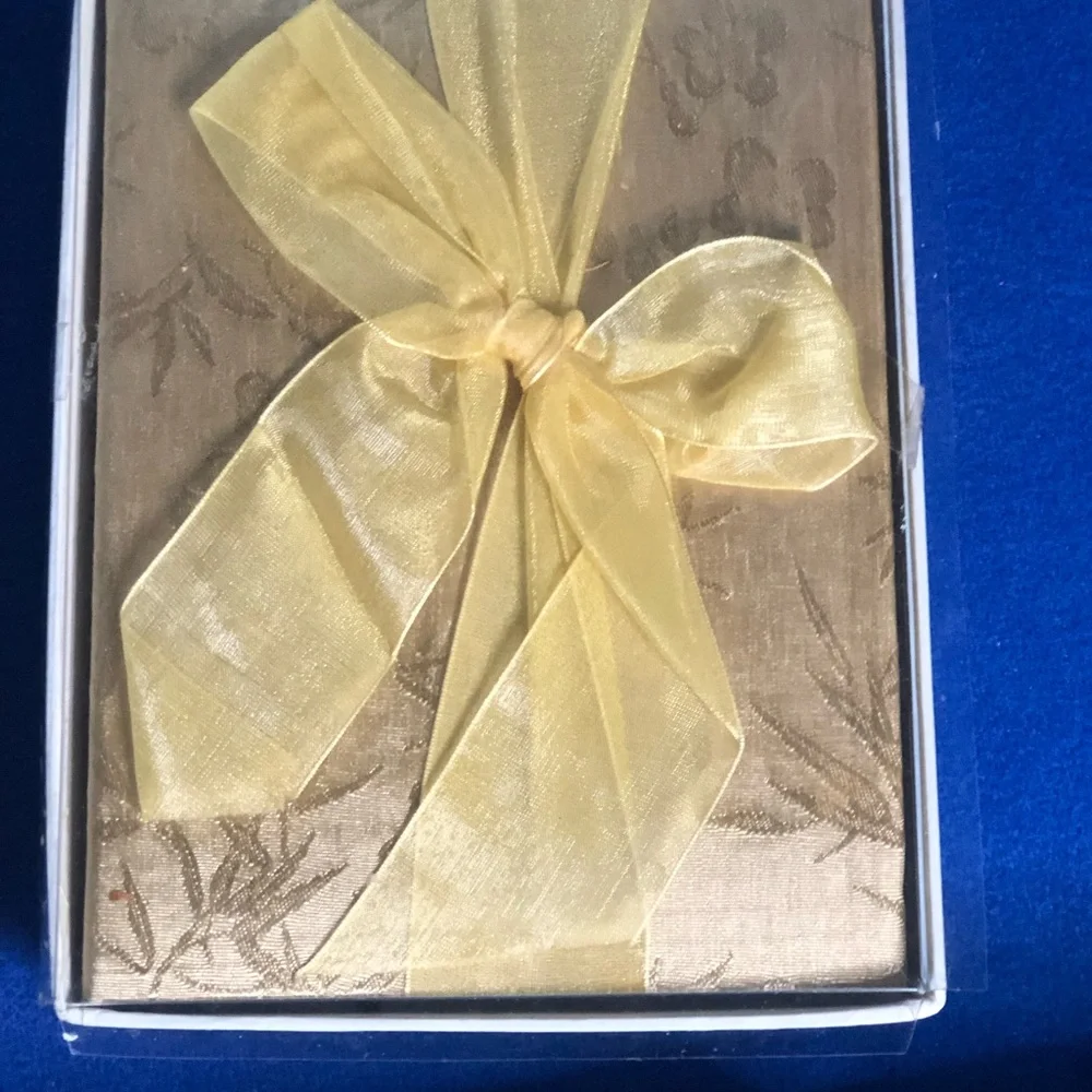 38-Pcs. A Western Theme Wedding For A Bride and Groom